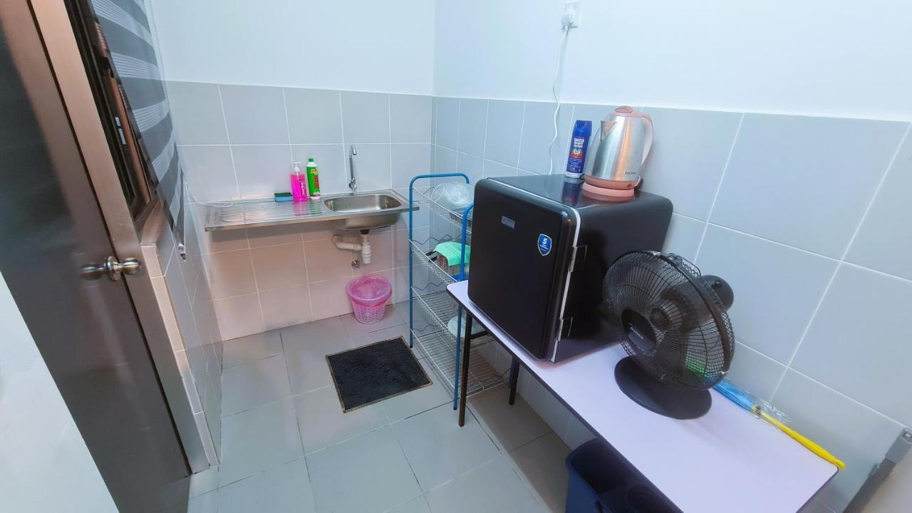 No Tourist Comfortable 3 For 6pax Kepong Kl 1 Free Car Park Apartment